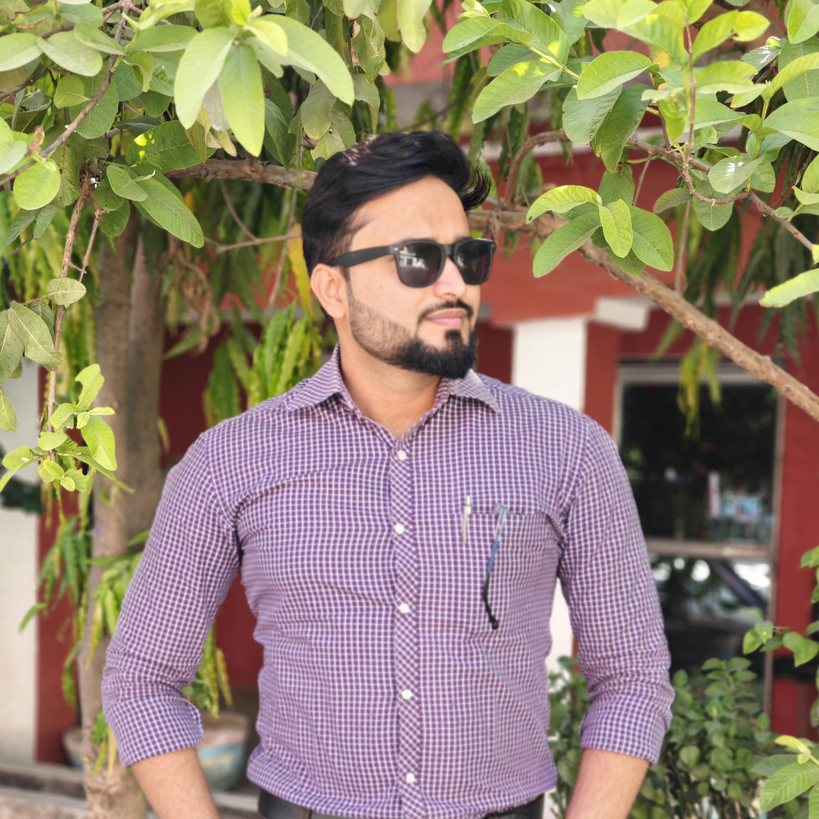 SHARIQ