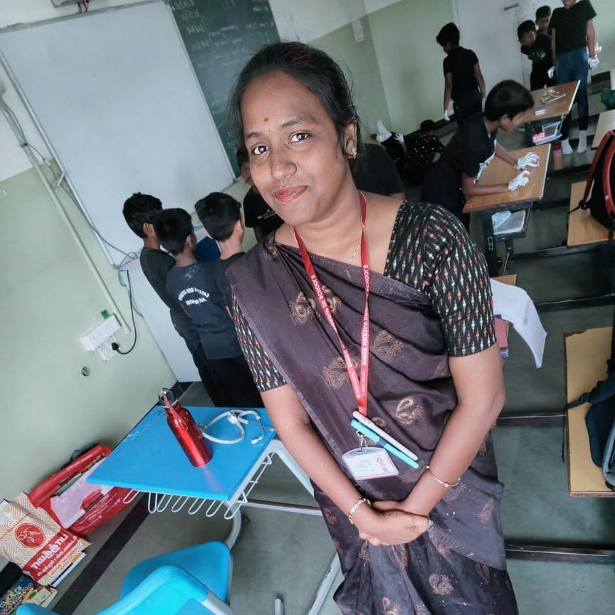 Aruna E